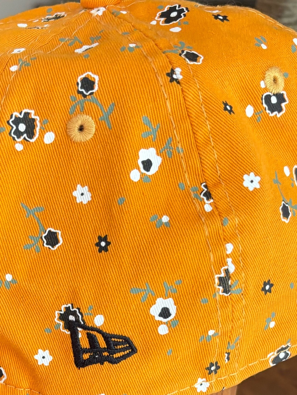 New Era Iowa Hawkeyes Floral Corduroy Adjustable Women’s Hat Yellow - Picture 9 of 9